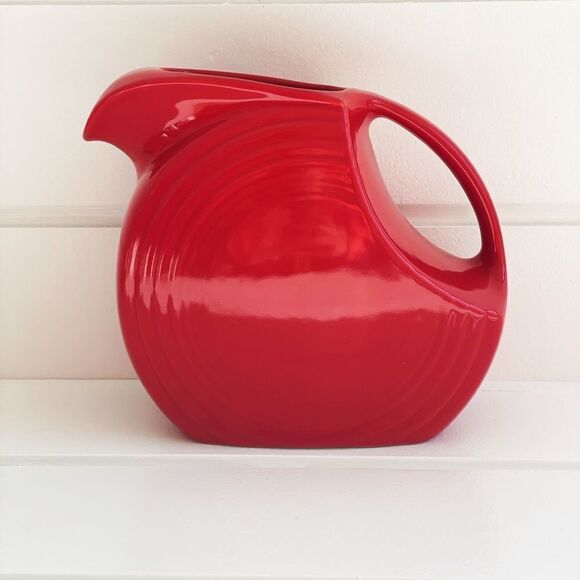 Fiesta 67-1/4 oz Large Disk Pitcher In Scarlet New With Tags